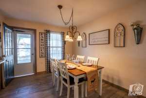 116 Van Zandt St (13)