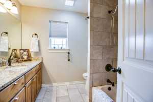 4193 Huntleigh Dr (22)