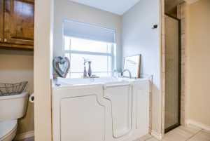 4193 Huntleigh Dr (30)