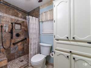 3309 Cedarhill Dr (18)