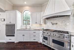 614 Ashford Dr (23)