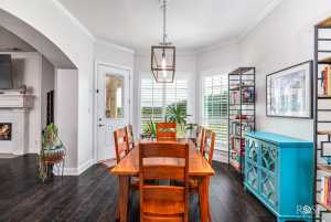 614 Ashford Dr (24)