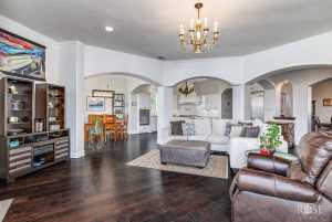 614 Ashford Dr (27)