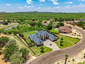 614 Ashford Dr (72)
