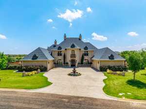 614 Ashford Dr (83)