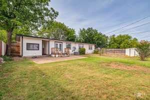 2501 TCU Ave (20)