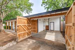2501 TCU Ave (5)