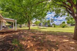412 E Holmes Ave (30)