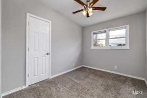 1927 Chapman St (20)