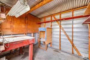 1927 Chapman St (27)