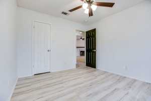 5110 Oak Grove Blvd (11)