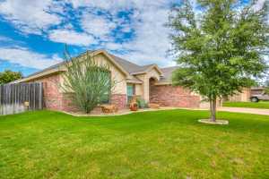 6121 Hallye Court (36)