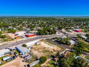 313 E 19th St (30)