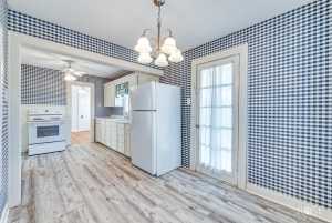 1433 Grierson St (11)