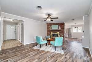 1902 College Hills Blvd (15)