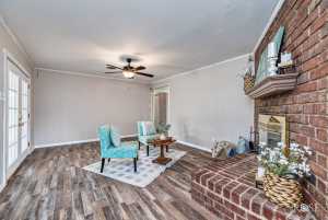1902 College Hills Blvd (16)