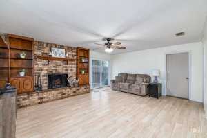2306 Brown St (8)