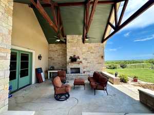 15901 FM 2402 (19)