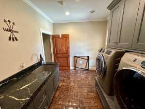 15901 FM 2402 (36)