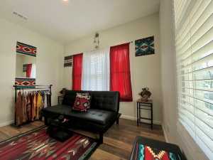 222 N Madison St (15)