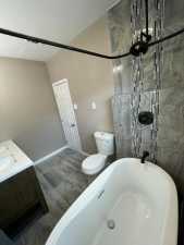 222 N Madison St (32)