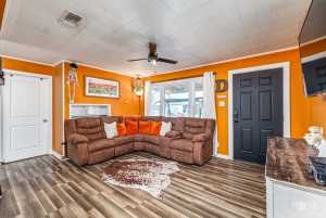 210 St Johns St (13)