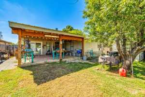 2918 N Oakes St (24)