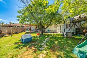 2918 N Oakes St (28)