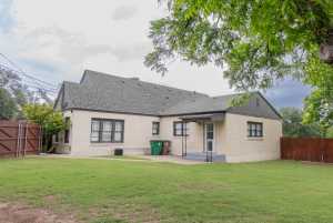1905 Live Oak St (30)
