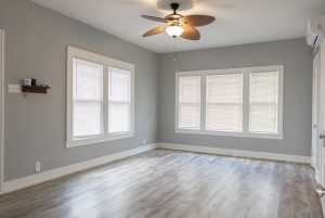 1905 Live Oak St (7)