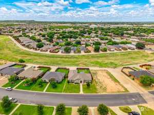 4309 Shefflera Dr (31)