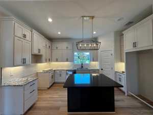 3604 Grandview Dr