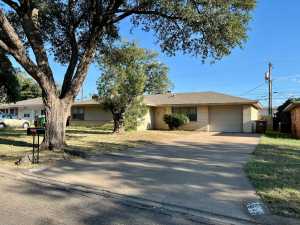 3613 Robin Hood Trail (2)