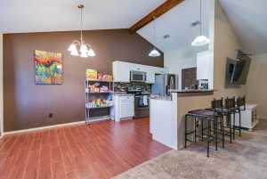 2122 Woodlawn Dr (10)