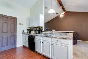 2122 Woodlawn Dr (13)