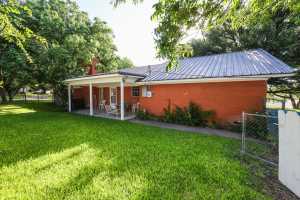 1001 Henderson Dr (14)