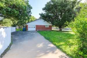 1001 Henderson Dr (15)