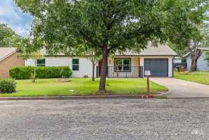 2215 Dartmouth Dr (2)