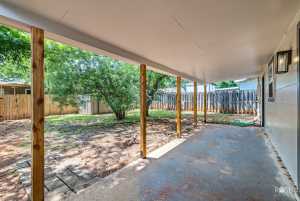 2215 Dartmouth Dr (26)