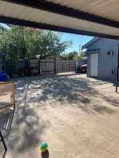 802 San Jacinto St (13)