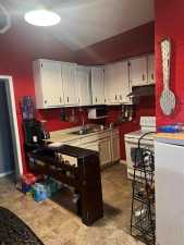 802 San Jacinto St (3)