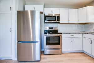 319 N Howard St (11)