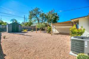 319 N Howard St (24)