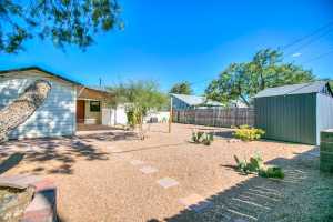 319 N Howard St (3)