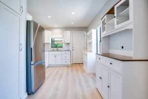 319 N Howard St (10)