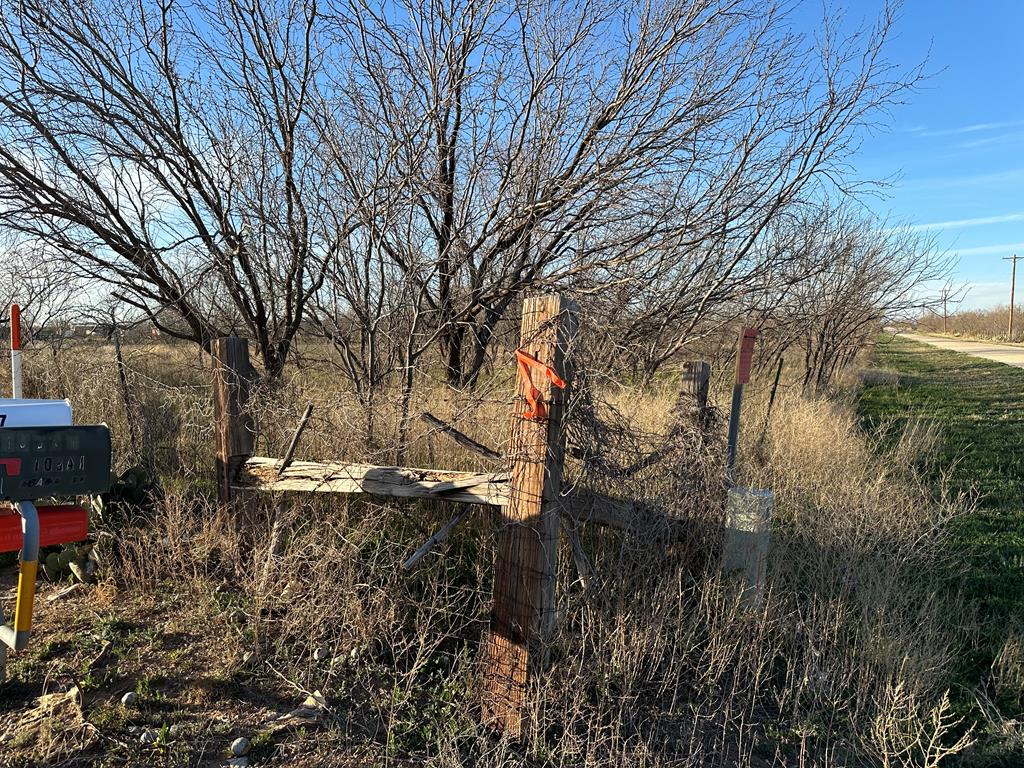 10082A N Hwy 87