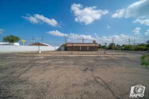 940 W 14th St (31)