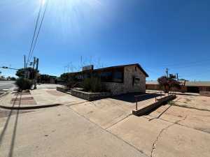 17 S Divide St (2)