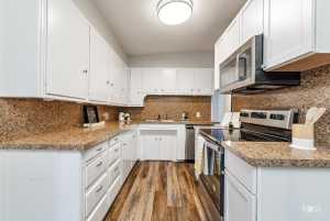2406 Glenwood Dr (9)