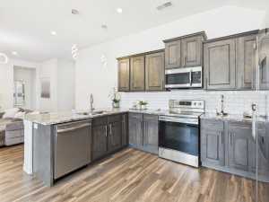 1905 Case Ave (4)